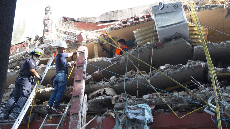 Powerful 7.1 earthquake struck central Mexico