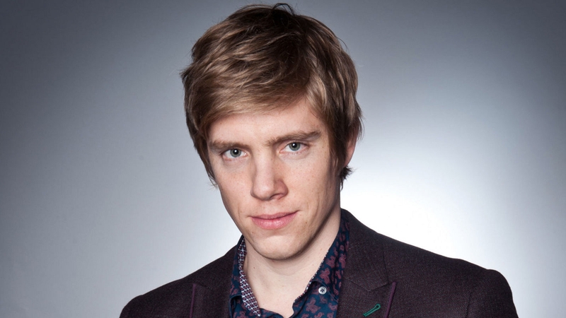 Lachlan is cautious of Robert