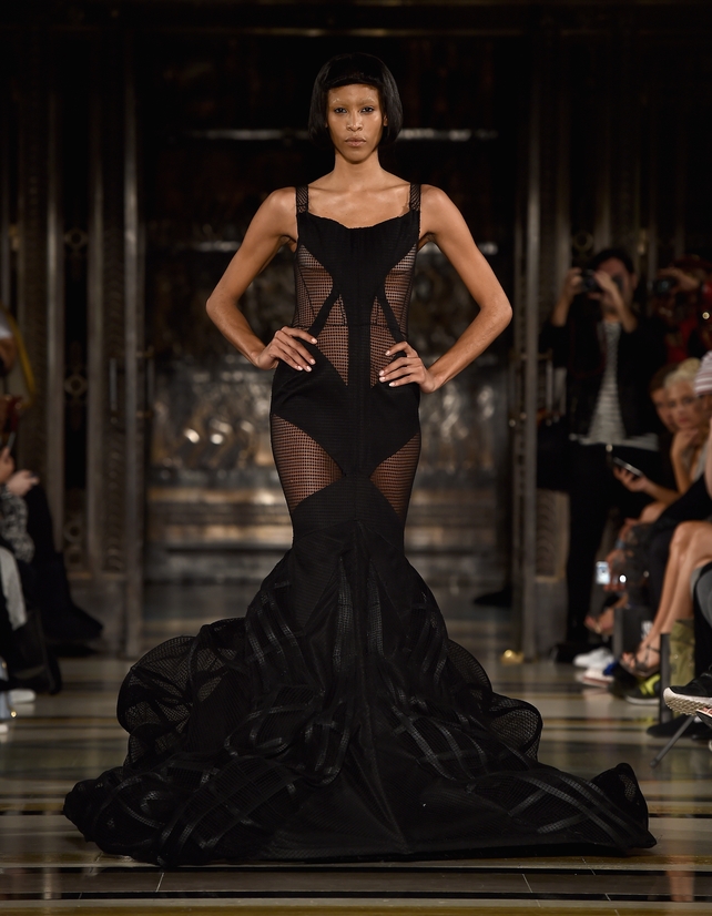 A wow-dress at the David Ferriera show at Fashion Scout.