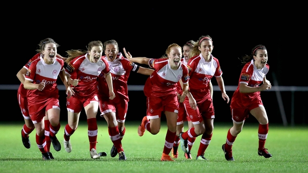 Shelbourne celebrate winning The Continental Tyres WNL League Cup on penalties