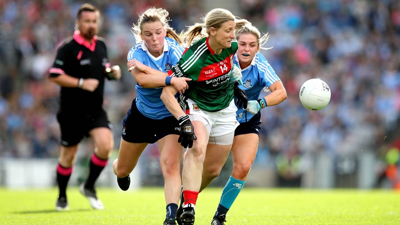 Mayo's Cora Staunton tackled by Dublin's Deirdre Murphy and Martha Byrne
