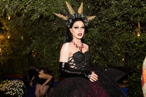 Mia Gold wearing Cailleach By Candy Warhol.