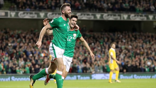 Daryl Murphy celebrates his second goal with Callum O'Dowda