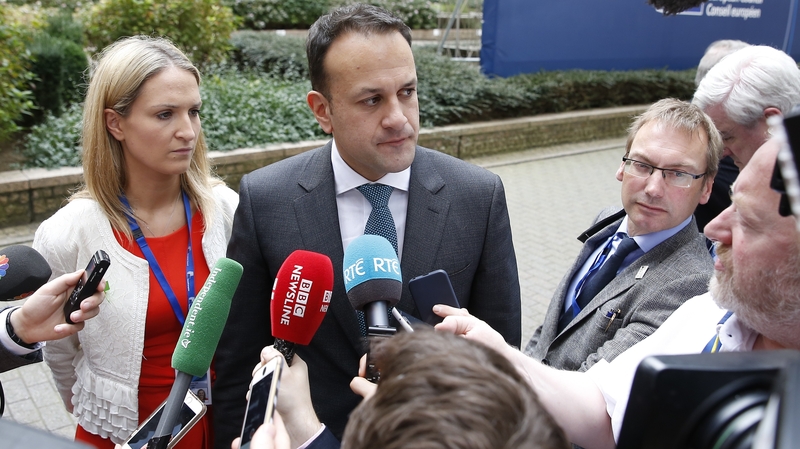 Leo Varadkar reject the idea that Brexit negotiations are at a cliff edge