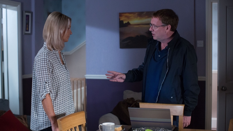 Kathy is concerned for Ian after Jane's disappearance