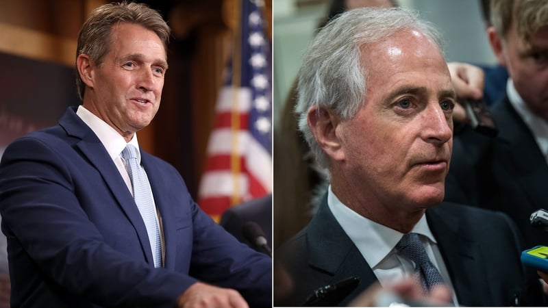 US Republican senators Jeff Flake (L) and Bob Corker