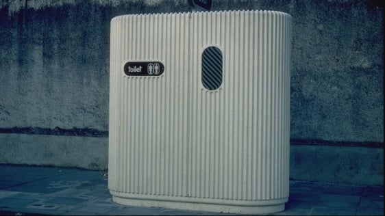 Public Toilet