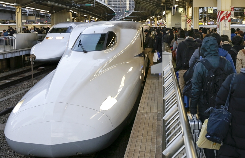 Japanese rail officials have apologised after a train departed at the wrong time