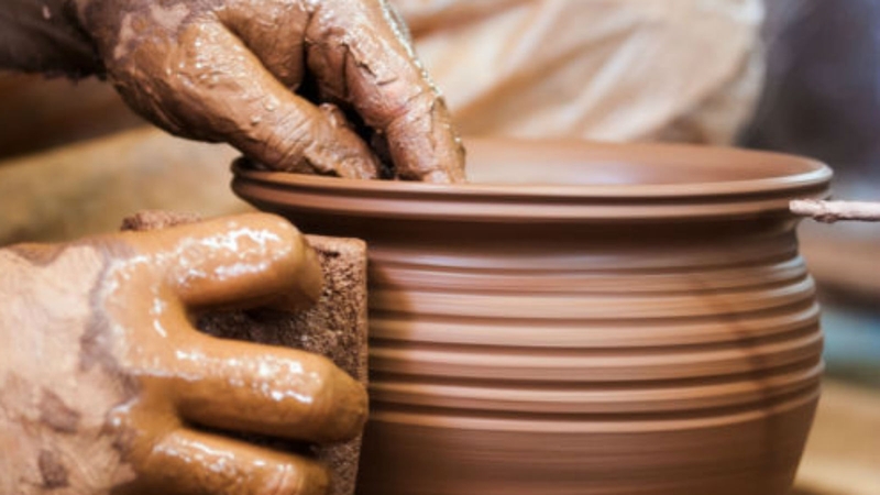 Learn how to make Neolithic-style pots at Kerry County Museum
