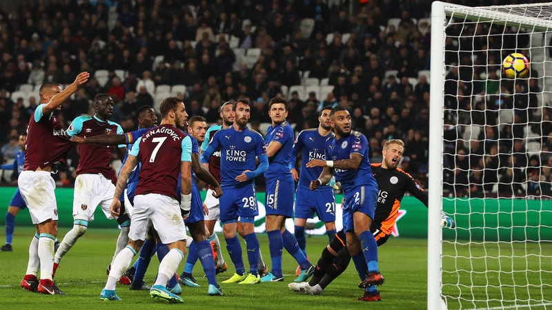 Cheikhou Kouyate scores for West Ham
