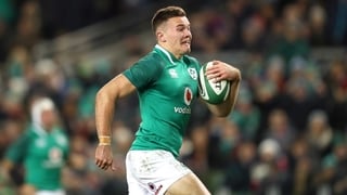 Jacob Stockdale scores his first try of the game