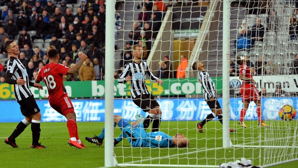 DeAndre Yedlin scores an own goal