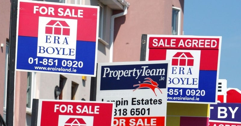 Almost 25,000 homes bought with cash or savings last year, similar to the level of cash deals made during the recession years of 2009-2013