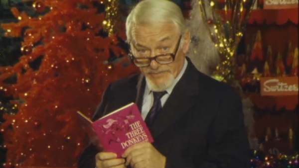 A donkey tells the story of Christmas - 1977