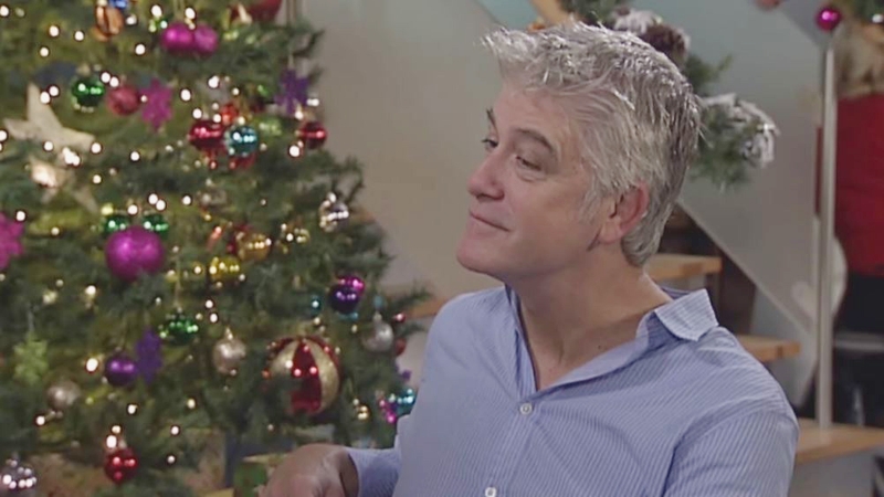 Tommy is suspicious of Emmet on Fair City