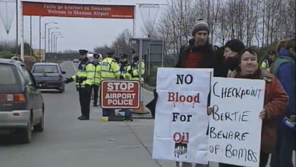 Anti war protesters at Shannon Airport (2002)