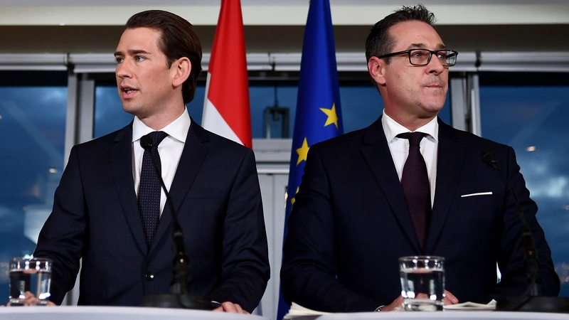 The leader of the Austrian Peoples Party (OeVP) Sebastian Kurz (L) and leader of the right-wing Austrian Freedom Party (FPOe) Heinz-Christian Strache (R) speak at a news conference in Vienna