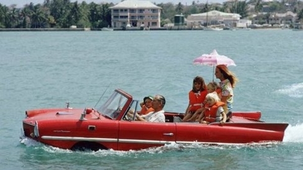 Documentary On One: 007 - The Irish Connection