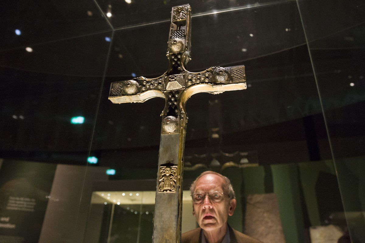 1987 State Papers: details the mystery of the of the missing Tully Lough Cross