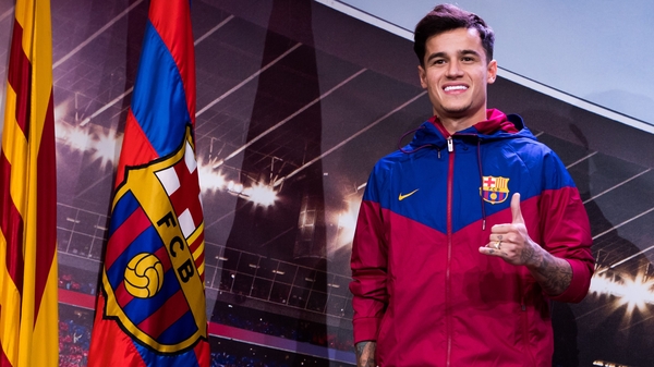 Philippe Coutinho arrives in Barcelona