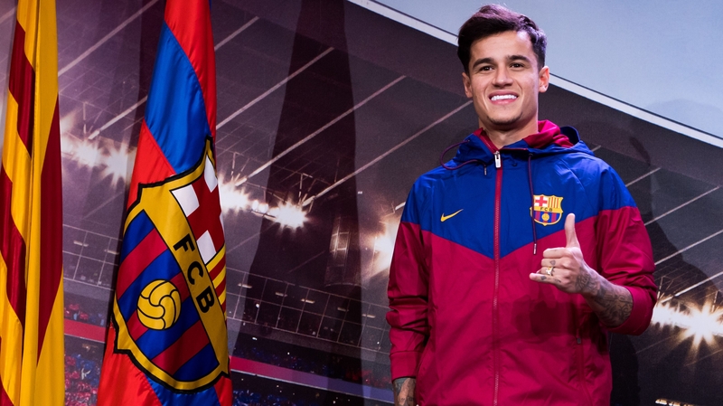 Philippe Coutinho arrives in Barcelona