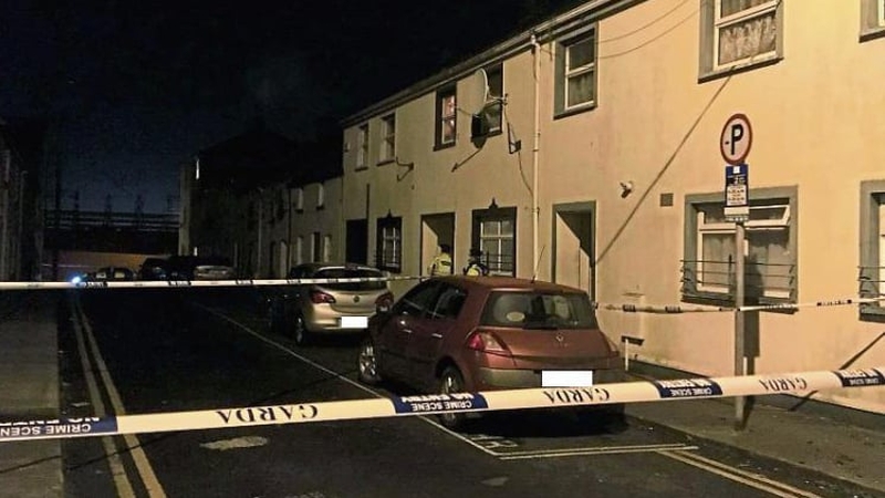 The body of the man in his 40s was discovered at a flat on Little O'Curry Street this evening (Pics: Limerick Leader)