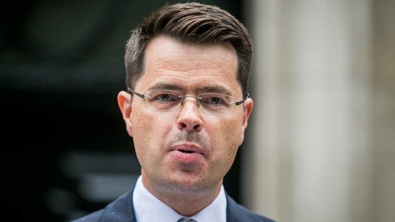 James Brokenshire éirithe as mar Stát Rúnaí