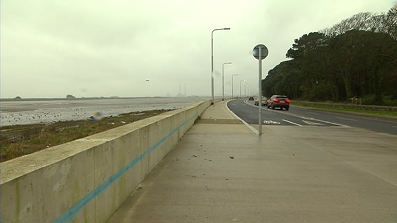 Dublin City Council is sticking to its estimate of between €190,000 and €230,000 as the cost of reducing the height of the wall