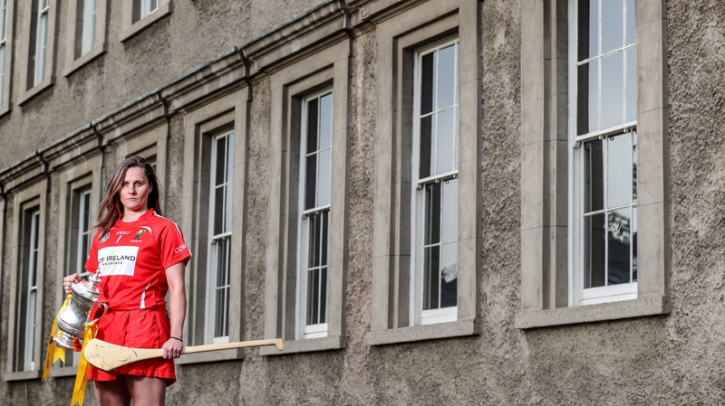 Aoife Murray with the League cup