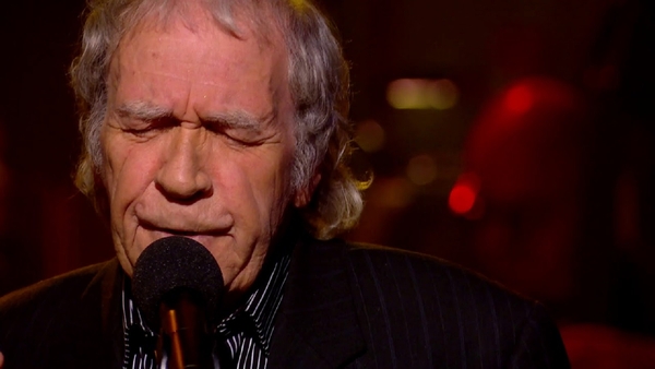 Watch: Finbar Furey & The RTÉ CO perform I Remember You Singing
