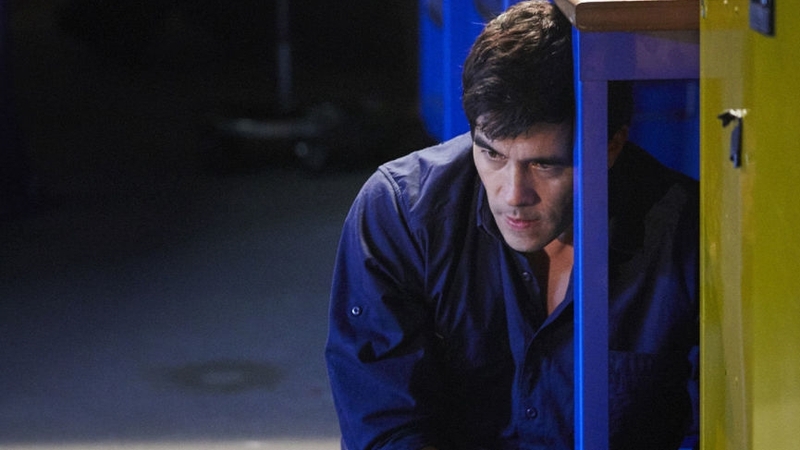 Justin finds himself in a sticky situation on Home and Away