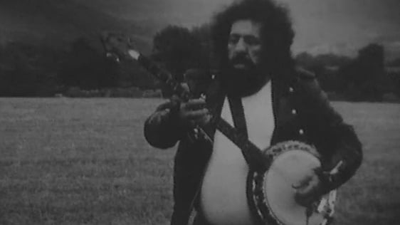 Donovan Wylie photo of a member of the travelling community (1988)
