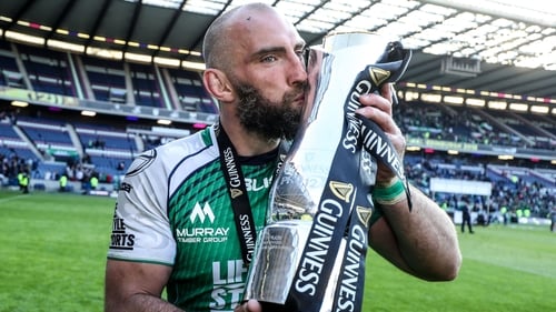 John Muldoon celebrates Connacht's Pro12 title in 2016