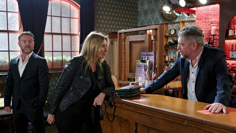 Carol threatens Robbie with a legal separation on Fair City