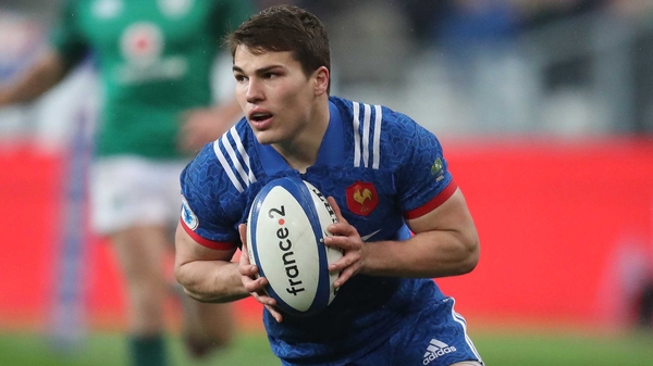 Antoine Dupont in action against Ireland at Stade de France