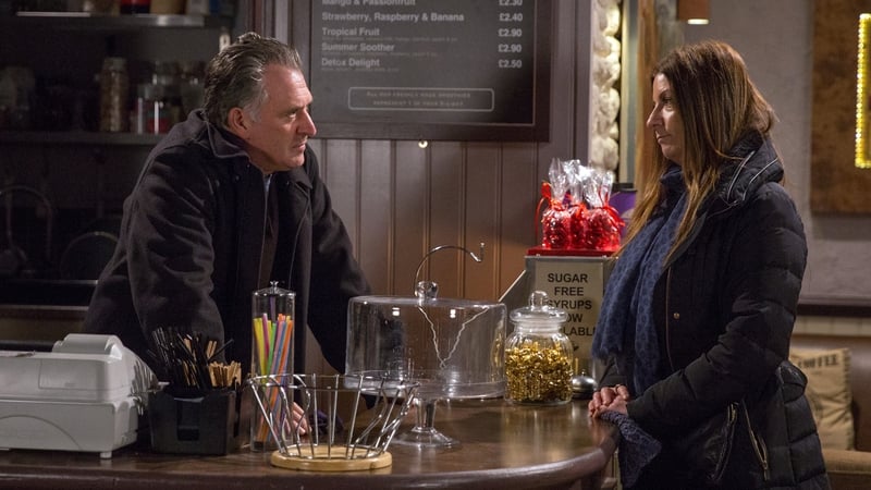 Harriet advises Bob to come clean to Brenda on Emmerdale