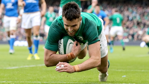 Conor Murray scored a try as part of a tour de force against the Azzurri