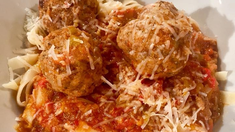 Simon Delaney's Tagliatelle & Meatball Ragu