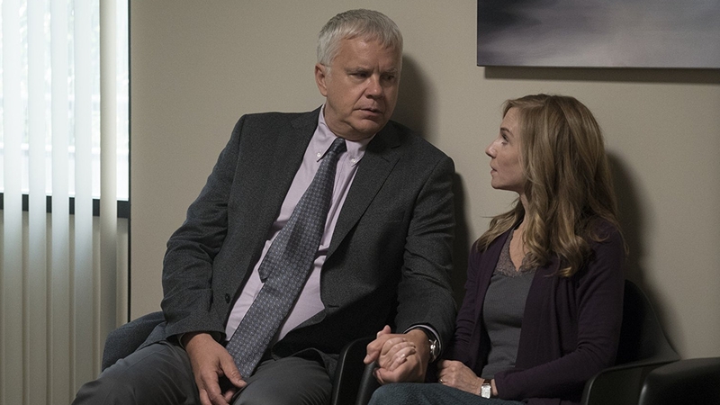 Tim Robbins and Holly Hunter