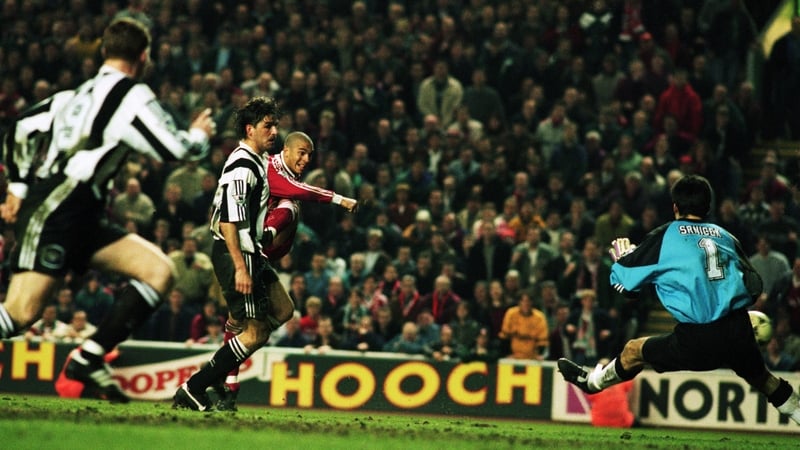 Stan Collymore scores the winner