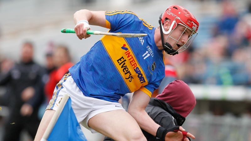 Tipp led by 0-15 to 1-9 at the half-time break.