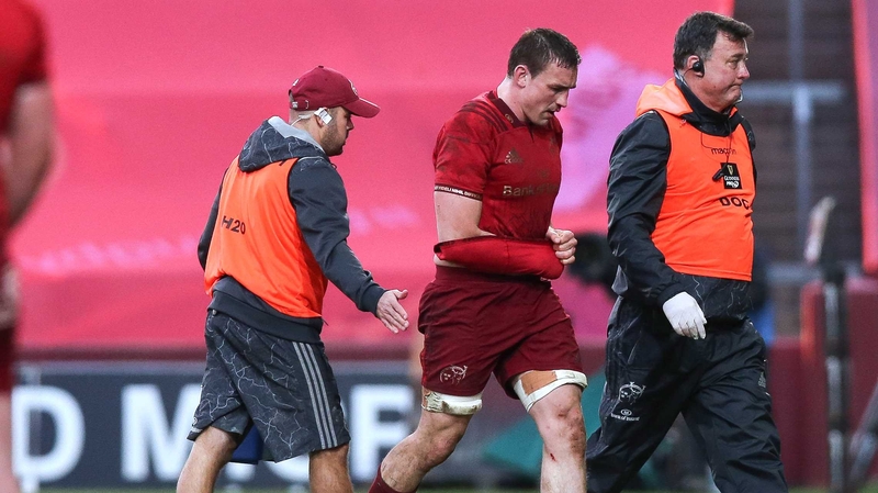 Munster's Tommy O'Donnell leaves the field with an injury