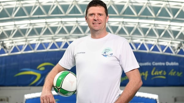 How Niall Quinn stayed on the ball - an extract from Away Days