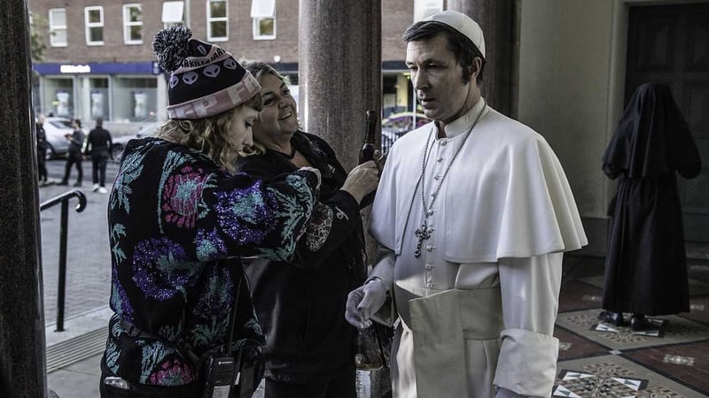 Aidan Gillen as Dave Allen, preparing for one of the comedy great's sketches