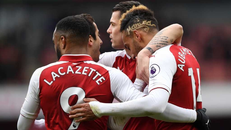 Pierre-Emerick Aubameyang of celebrates scoring his side's second goal