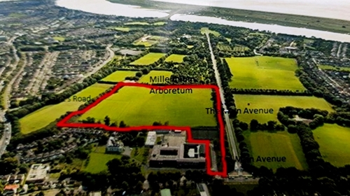 The land is used by several sports clubs, as well as St Paul's College