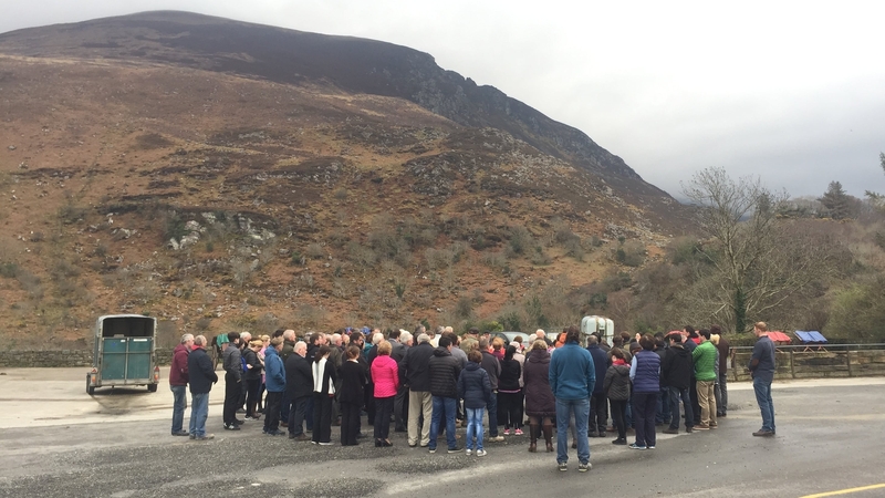 Pony-and-trap drivers gather at the Gap of Dunloe