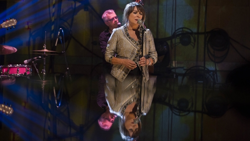 Mary Black - "I'm very disappointed to let people down this weekend but there's no way I can sing and I'm confined to bed for the next while"