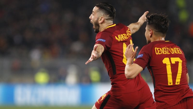 Kostas Manolas celebrates Roma's third