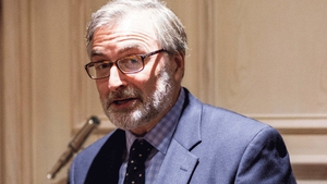 Philipp W Rosemann